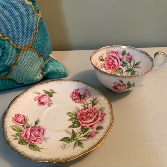 Royal Standard Pink Roses Tea Cup and Saucer, Heavy Gold Bone China - Picture 4 of 9
